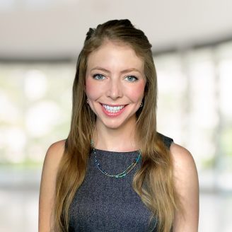 Laura Krause Headshot